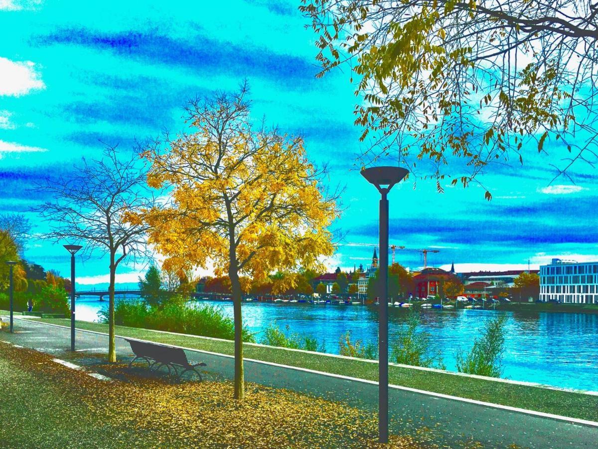 Rhein Romantik Riverview Konstanz Bagian luar foto